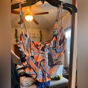 Brand new White Fox Botique zip up top